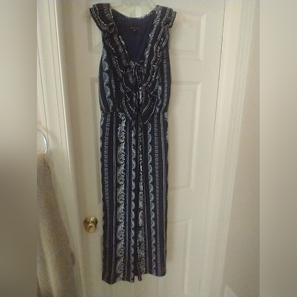 Romeo & Juliet Jumpsuit - Medium - Picture 3 of 4